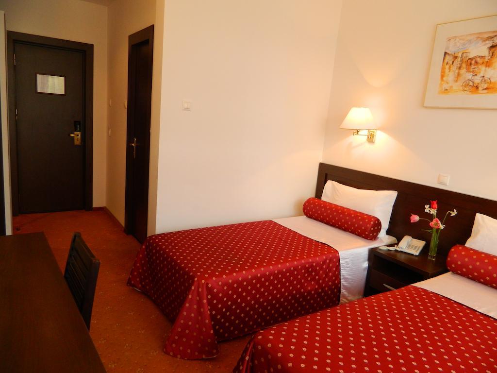 Hotel Mon Jardin มาห์มูเดีย ห้อง รูปภาพ