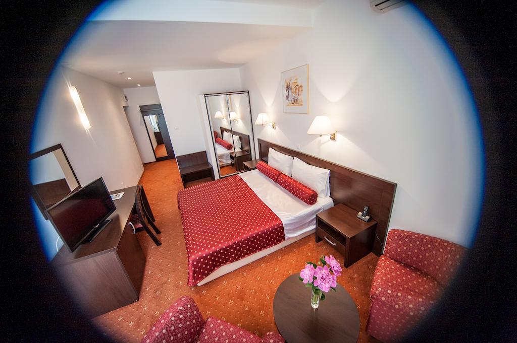 Hotel Mon Jardin มาห์มูเดีย ภายนอก รูปภาพ